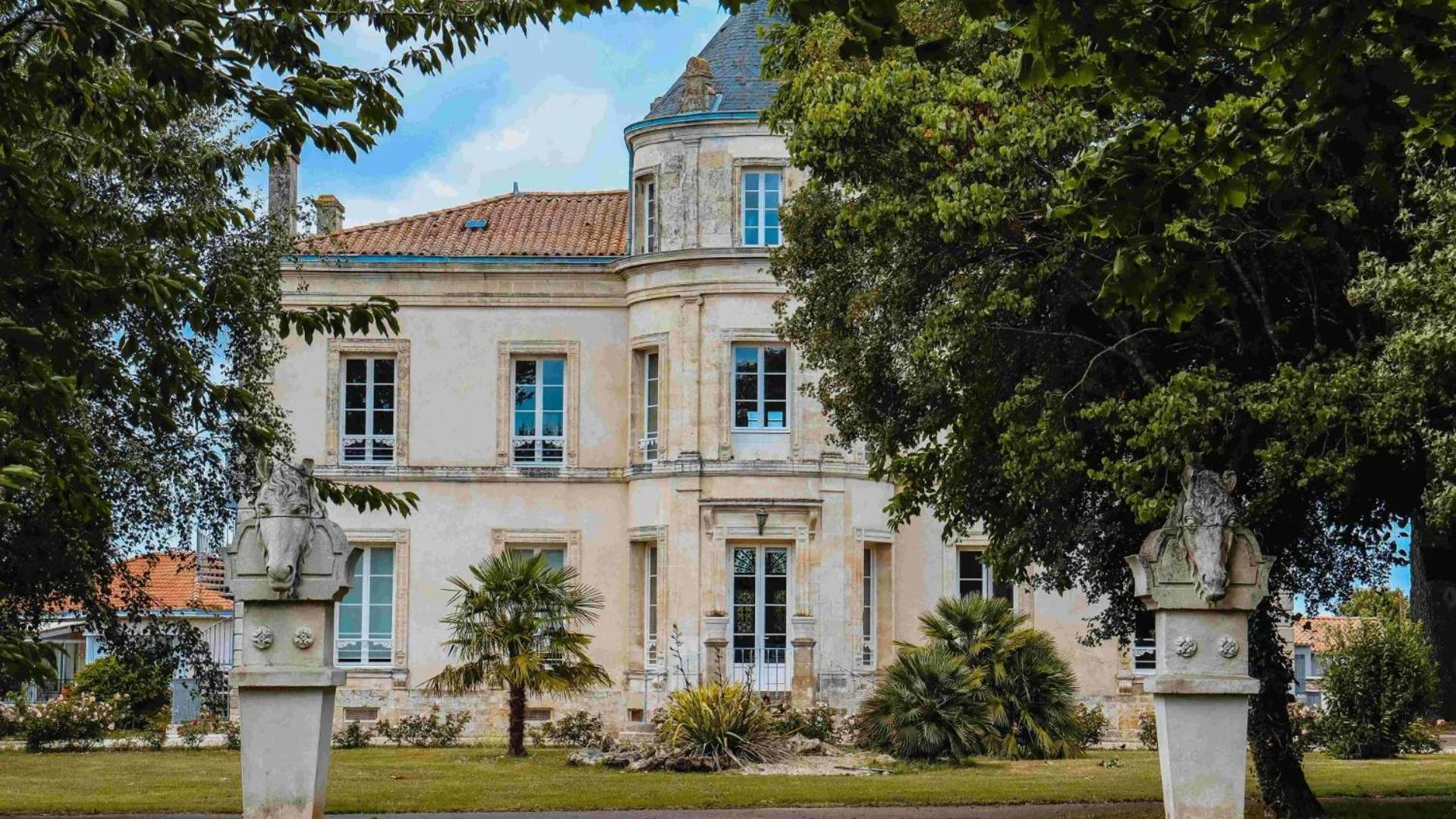 Vouillé Gite L'Oree Des Buis, Piscine Privatisable מראה חיצוני תמונה